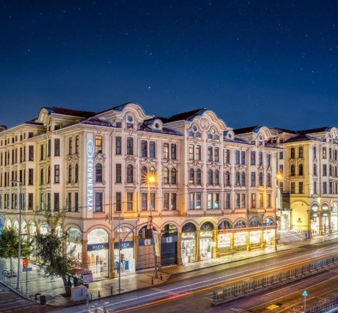 hotel crown plaza old city istanbul